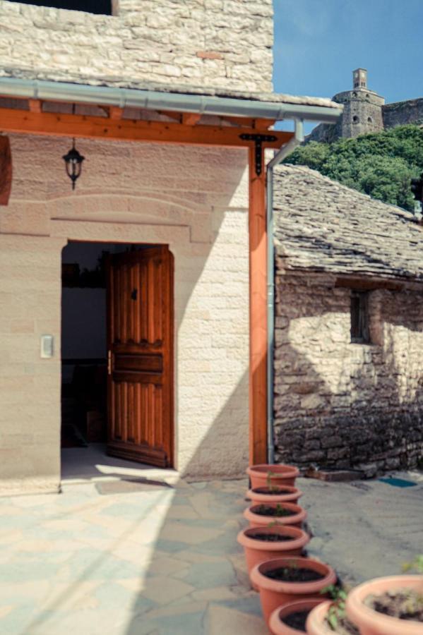Cico Hostel &Private Room Gjirokaster Luaran gambar