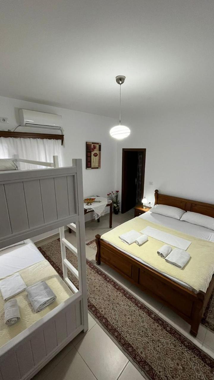 Cico Hostel &Private Room Gjirokaster Luaran gambar