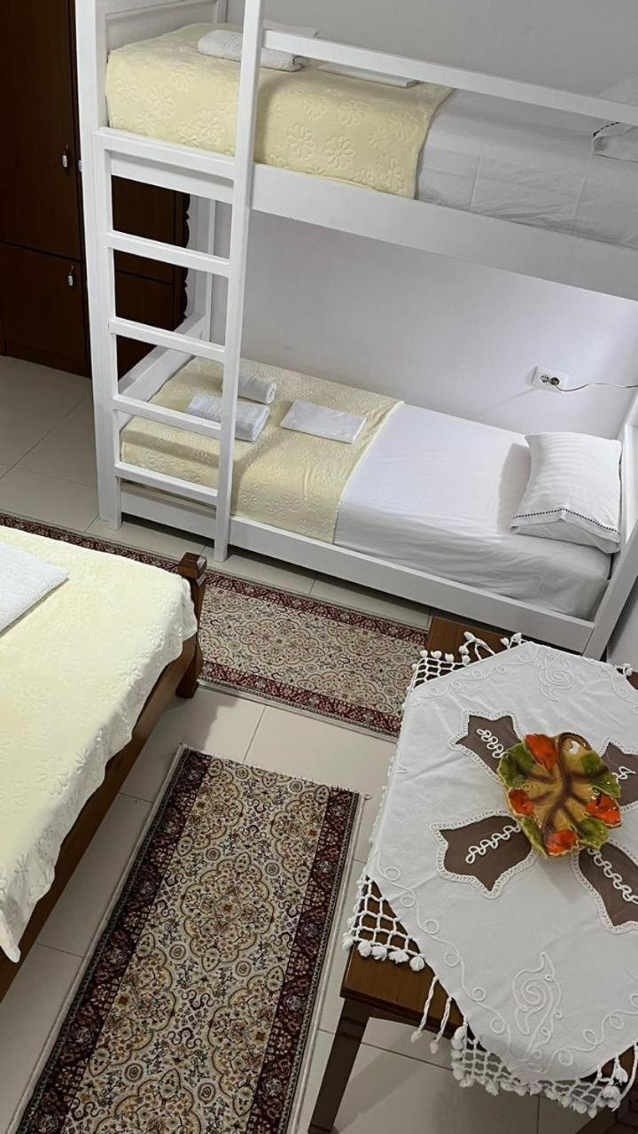 Cico Hostel &Private Room Gjirokaster Luaran gambar
